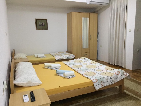 Kukunesh Apartments image 6