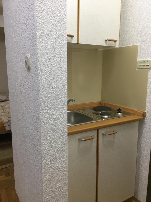 Kukunesh Apartments image 7